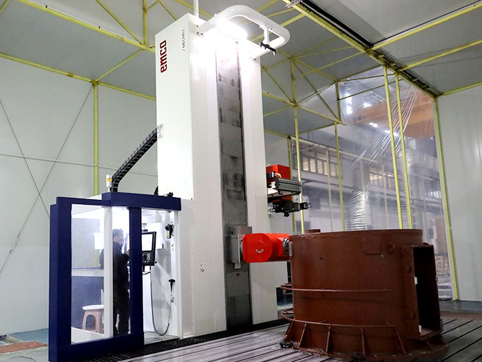 麦考夫落地镗加工中心：加工行程10m*4m*1.6m