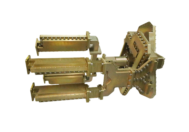 多频段馈源组件